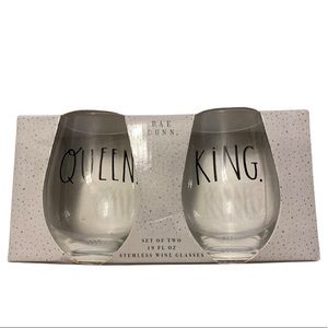 Rae Dunn "Queen" & "King" Set of Two Stemless Wine Glasses 19 fl oz New in Box